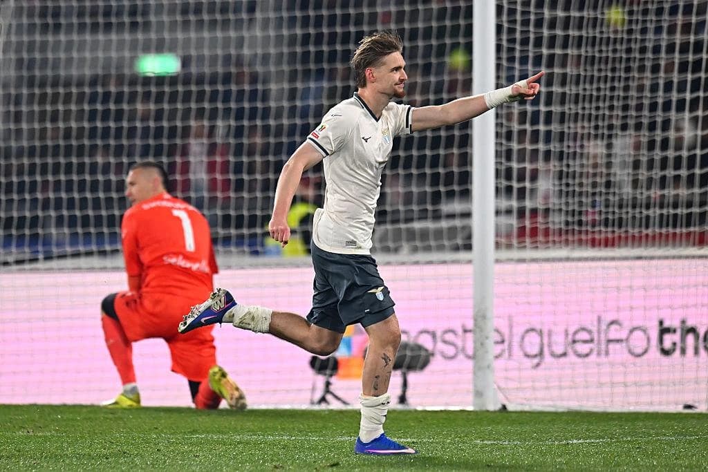 Taylor show al Dall’Ara: doppietta e Lazio da sorpasso