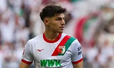 Napoli-Milan, sfida di mercato per Kömür: duello per il talento dell’Augsburg